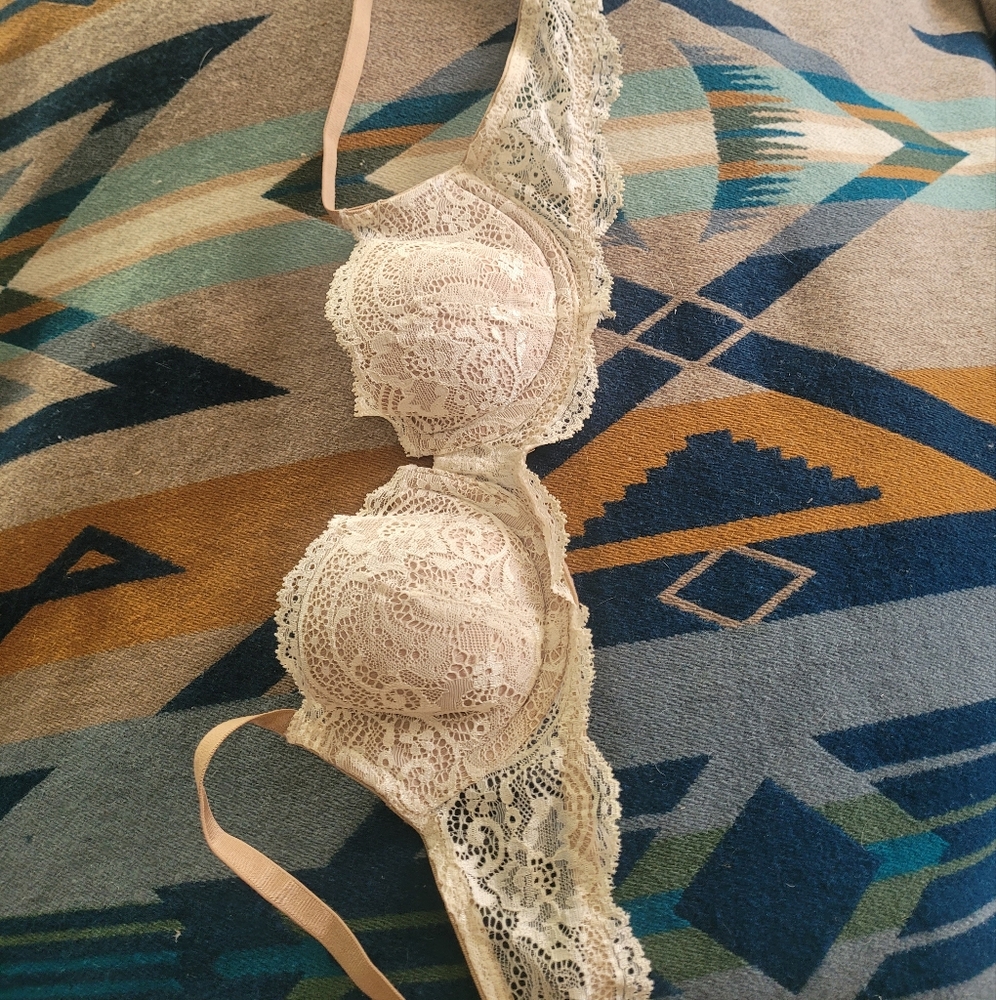 Third Love 30C bra